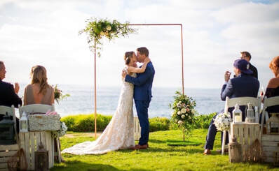 Cuvier Park in La Jolla is a gorgeous, cliff-side park available for small weddings by the ocean.